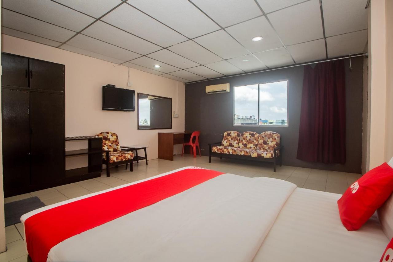 โอโย 90124 ปายัง ปูริ บารู โฮเทล Hotel Sarikei ภายนอก รูปภาพ