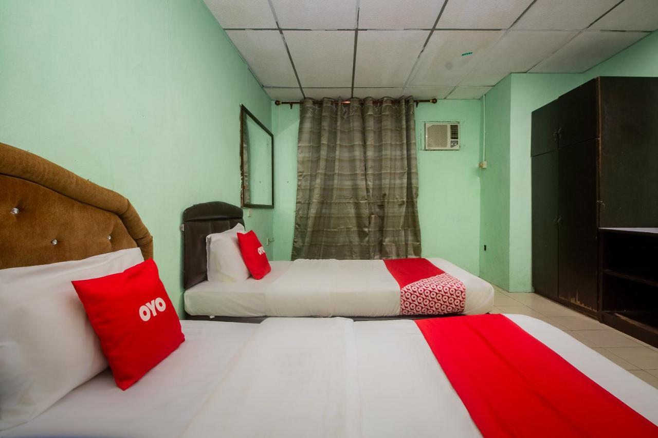 โอโย 90124 ปายัง ปูริ บารู โฮเทล Hotel Sarikei ภายนอก รูปภาพ