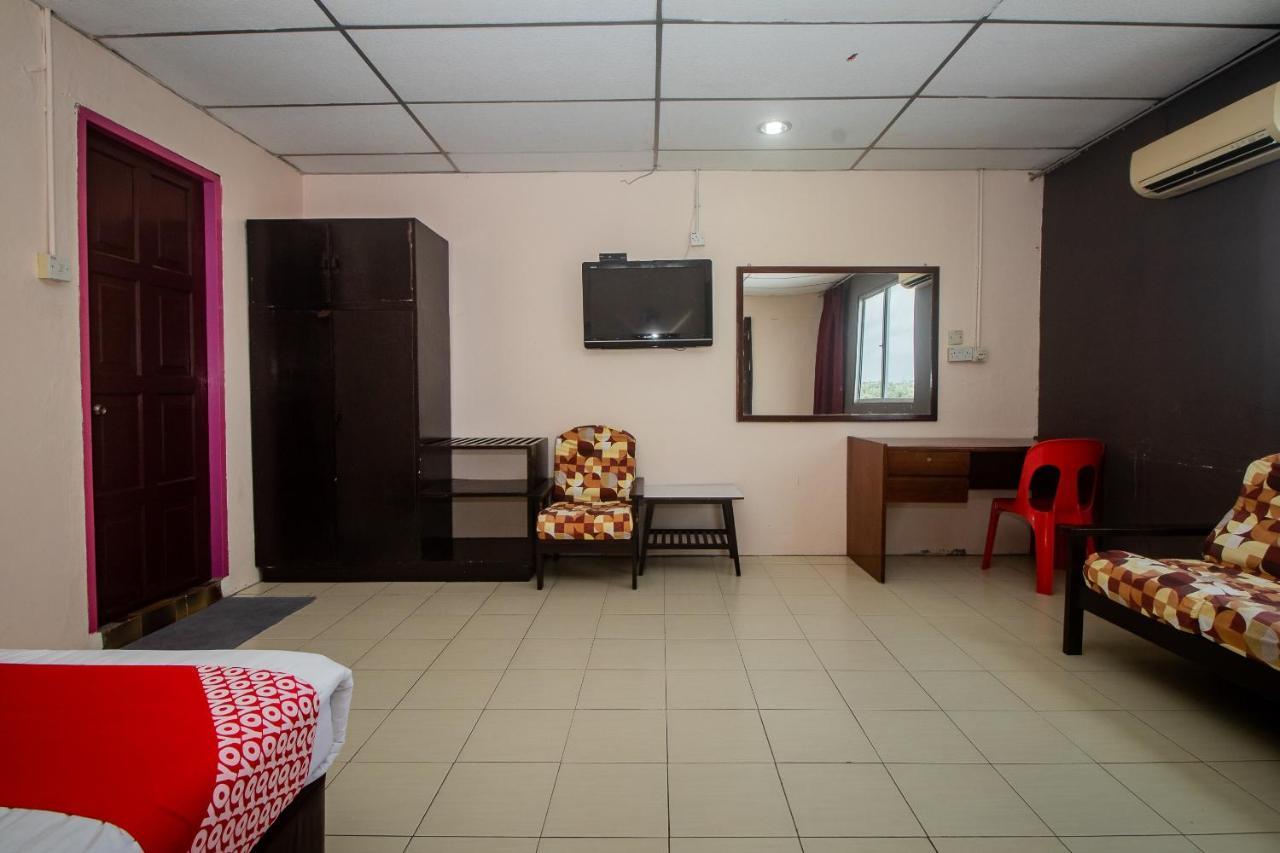 โอโย 90124 ปายัง ปูริ บารู โฮเทล Hotel Sarikei ภายนอก รูปภาพ