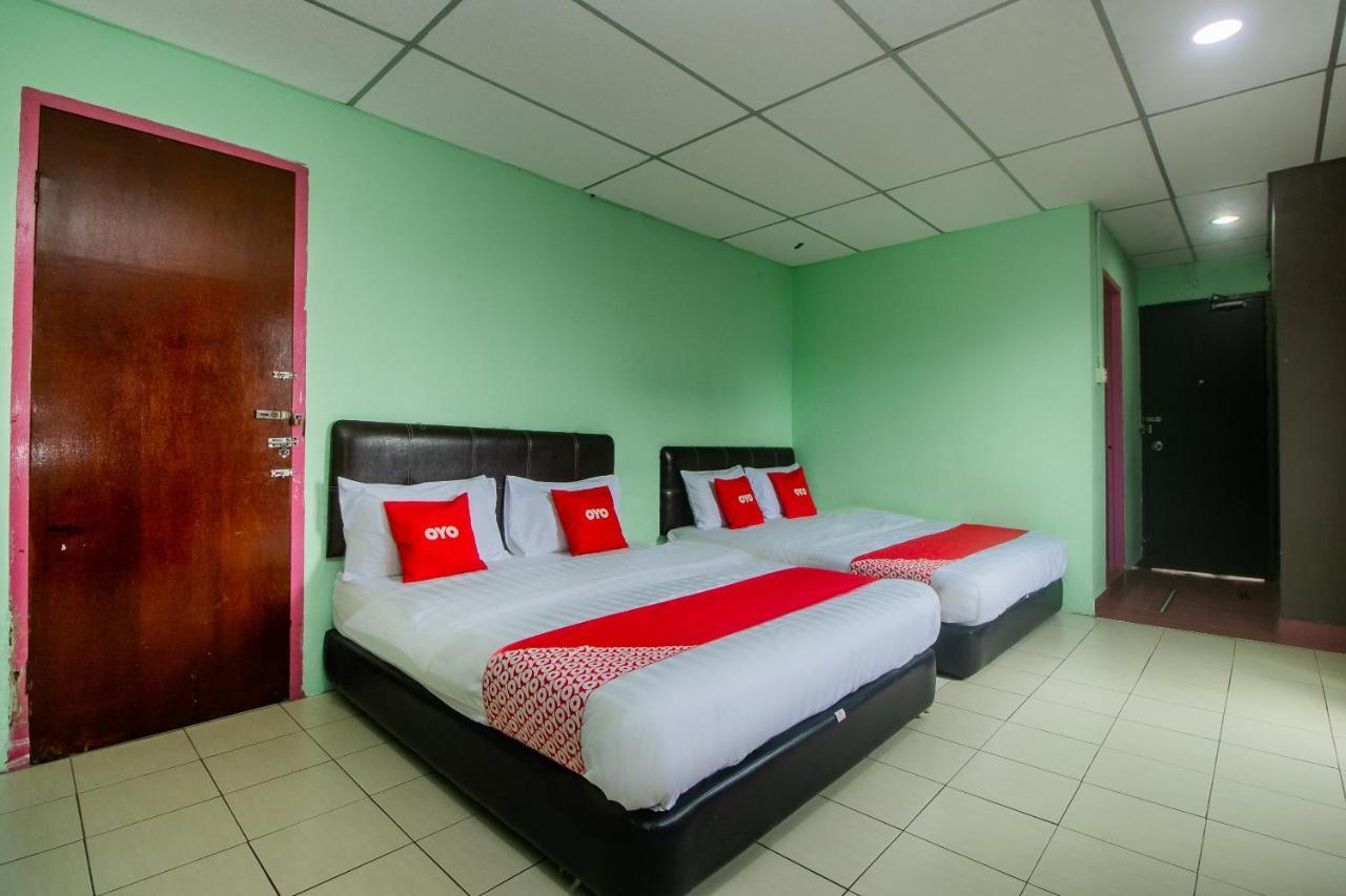 โอโย 90124 ปายัง ปูริ บารู โฮเทล Hotel Sarikei ภายนอก รูปภาพ