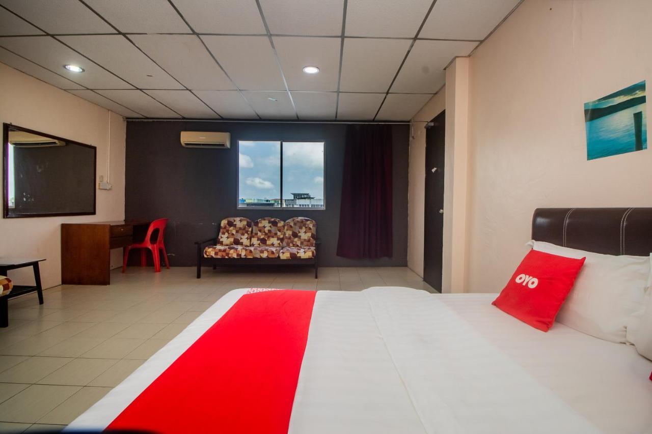 โอโย 90124 ปายัง ปูริ บารู โฮเทล Hotel Sarikei ภายนอก รูปภาพ